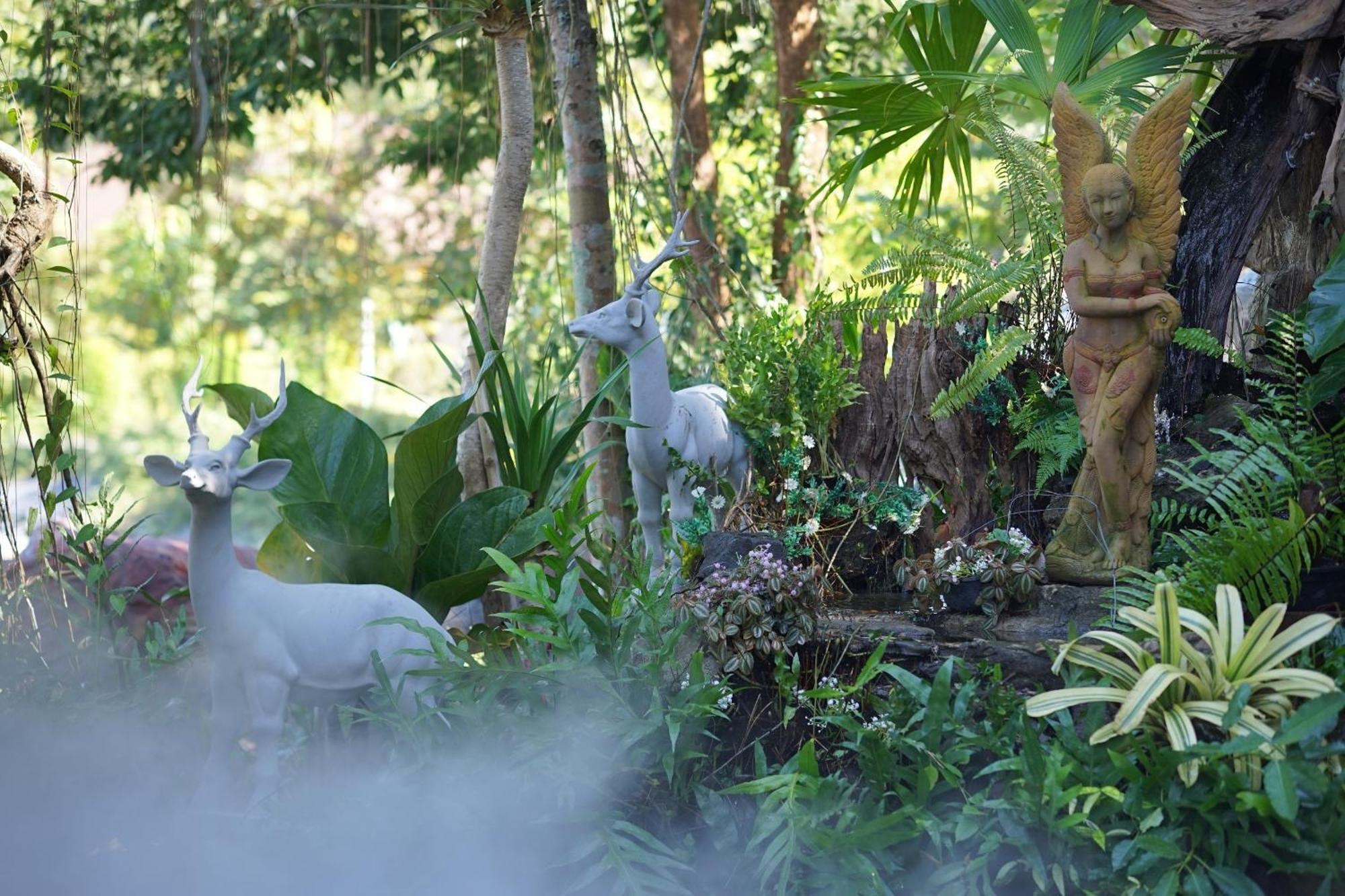 Baan Pingkan Wellness Resort San Kamphaeng Extérieur photo